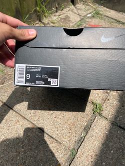 Brand new Kobe‘s air forces size 9