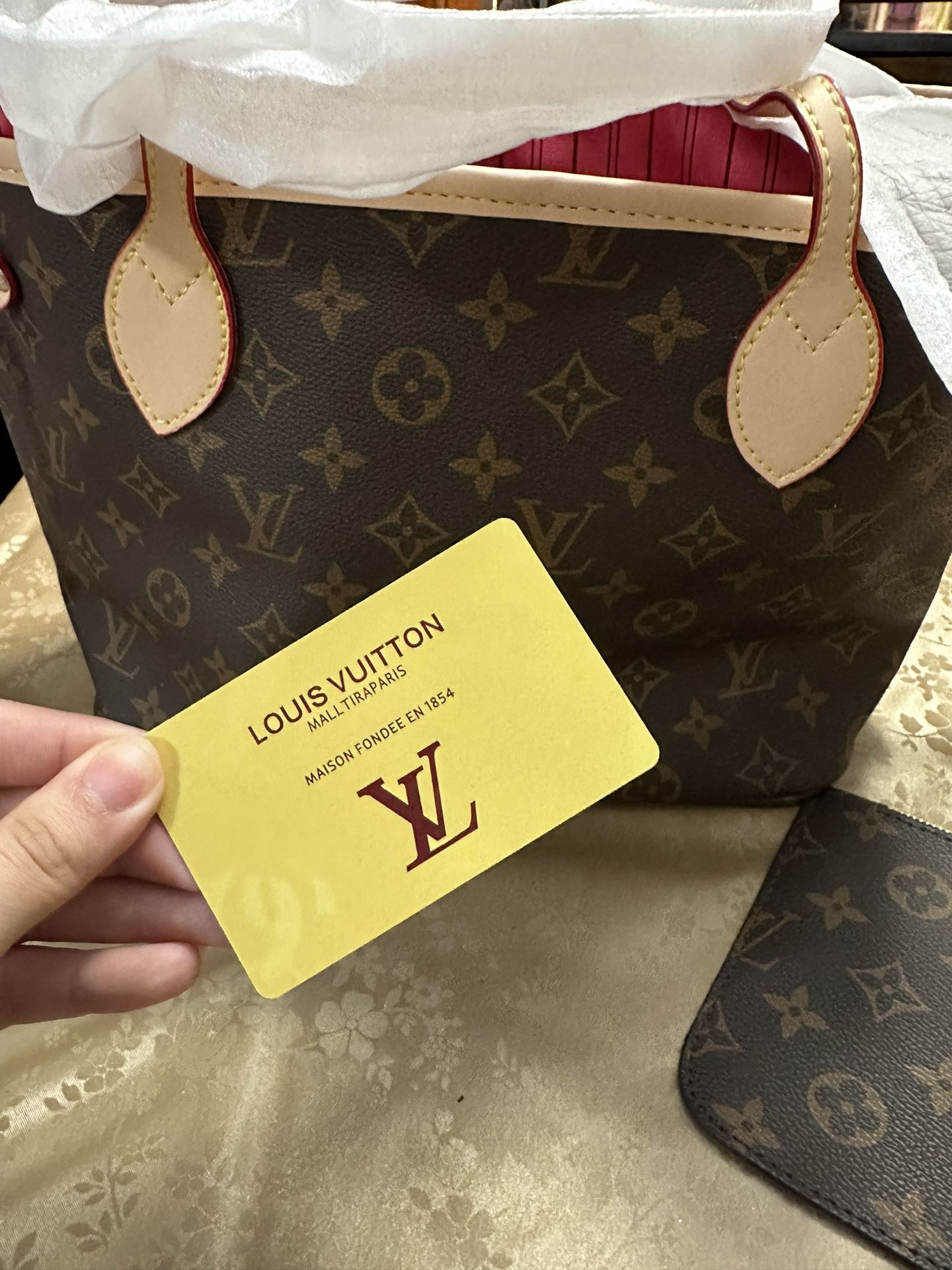 Clon espejo louis vuitton sale