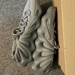 Yeezy 450 Adidas Stone Marine Size 10