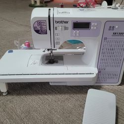 Sewing Machine Brother XR1300