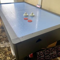 Air Hockey Table