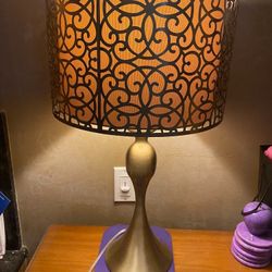 Matching Lamps And Side Tables! 