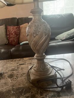 Traditional Table Lamp with Carved Base