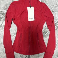 Red lululemon define jacket 
