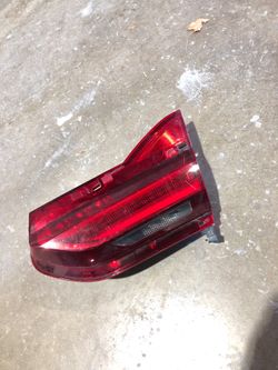 2016 bmw 740 I right