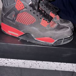 Jordan 4 Red Thunders