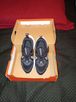Boys Nike