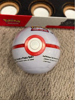 Premier Ball Pokeball Tin L25