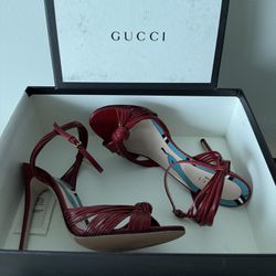 Authentic Gucci Red Heels Size 39 1/2 (9 US)