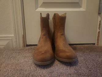 NEVER WORN Dolce Vita Boots
