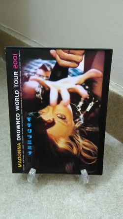 Madonna Drowned World Tour 2001 DVD