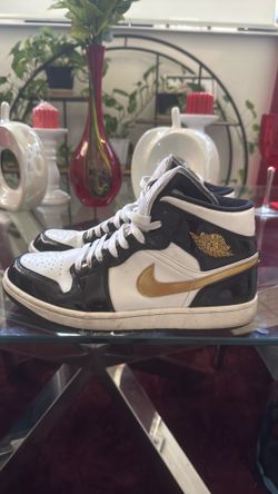 Air Jordan 1 Mid