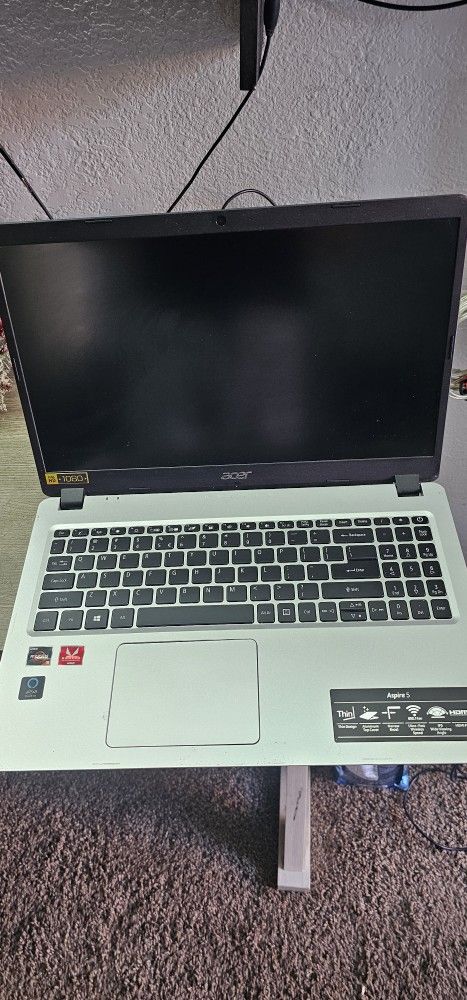Laptop Unknown If It's Fuctioning No Charger Sold As