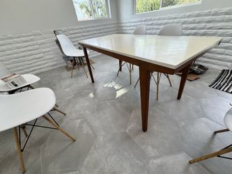 West Elm Modern Expandable Dining Table With Leaf