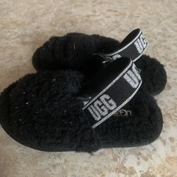 Little Girl Uggs Size 9