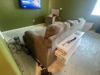 Free gray sofa/couch