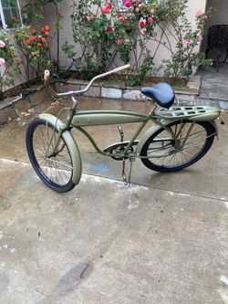 Vintage pre-war bike.