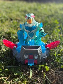 MrBeast Lab Cryo Lab Mystery Collector Figure Playset