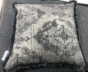 Studio Chic Home Decorative Pillow 20” 
