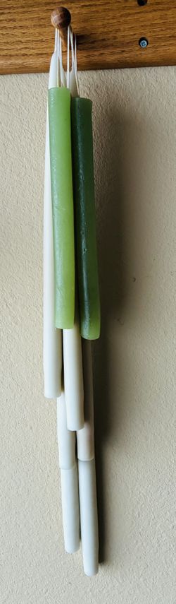 Candles Extra Long, Beige 2@24”, 2@18”, 2@14”, & Green 2@10”.