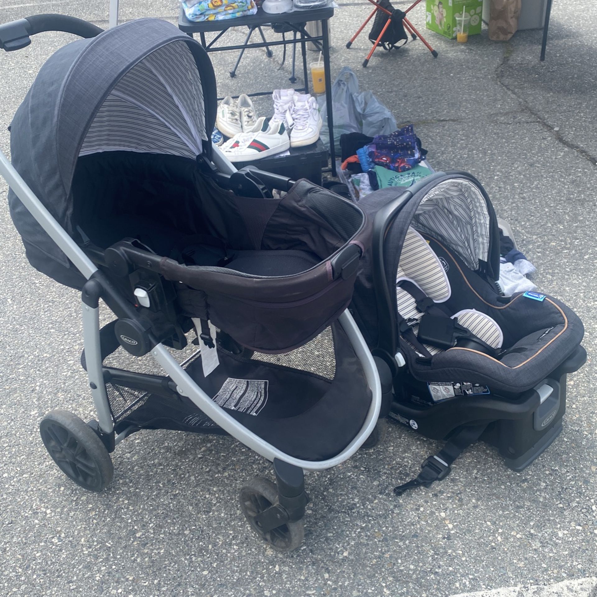 Graco Bassinet And Car Seat Stroller 