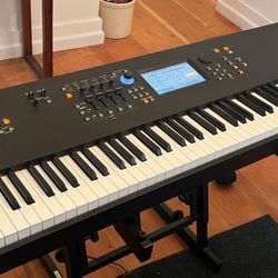 Yamaha MODX8