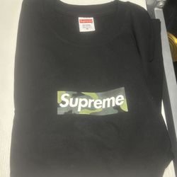 Medium Camouflage Logo Supreme Tee