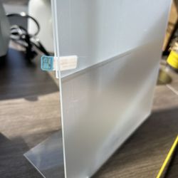 Clear Table top sign holder (8.5 x 11)