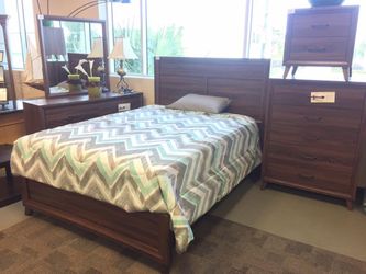 BRAMD NEW COMPLETE BEDROOM SET