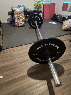 REP BUMPER PLATES with Olympic Bar