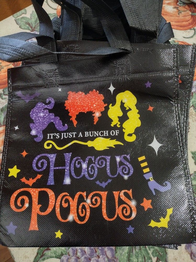 24 Hocus Pocus Halloween Tote Bags 8x8 Inches
