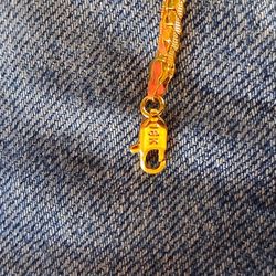18K Gold 