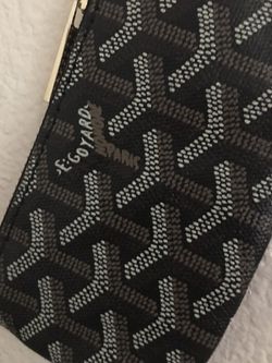 goyard wallet on chain