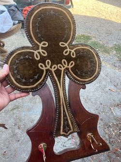 Clover coat hanger