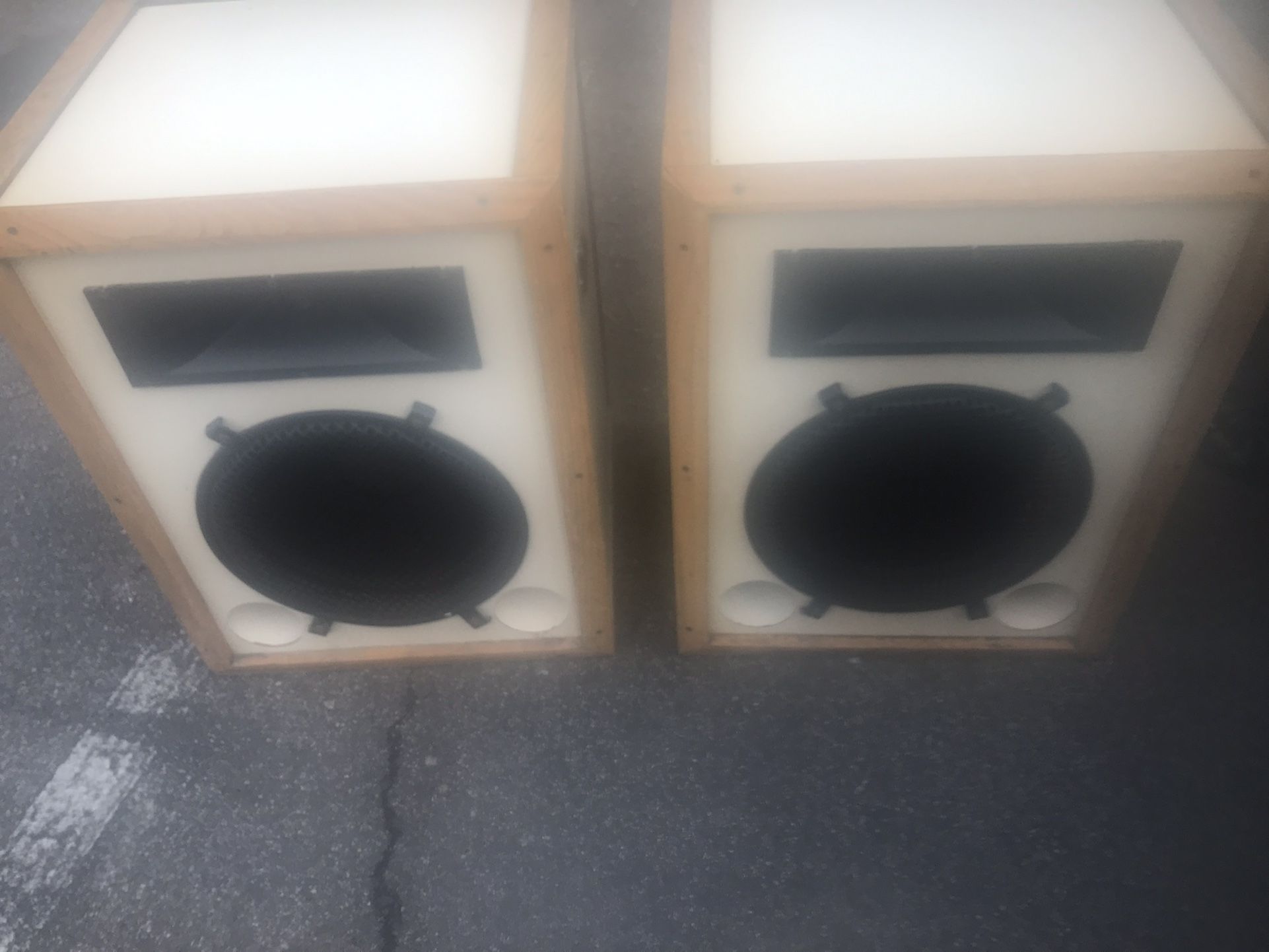 Peavey Commercial Speakers