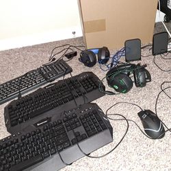 MONITORS ACCESSORIES 