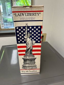 Vintage 15” Statue of Liberty New in Box