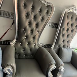 Throne Chair