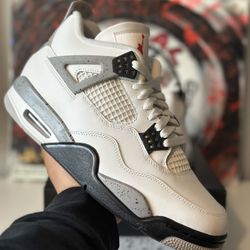Jordan 4 (White Cement 2025) *Brand New* - Sizes 9.5 / 12 / 13 Men’s 