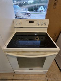 Frigidaire Gallery 5 Burner Electric Range