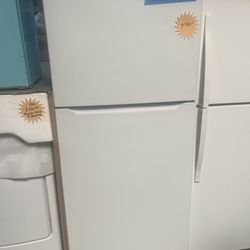 Box Refrigerator Top And Bottom White 30”w 
