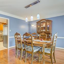 REDUCED Dining Room Set With 6 Chairs And Hutch