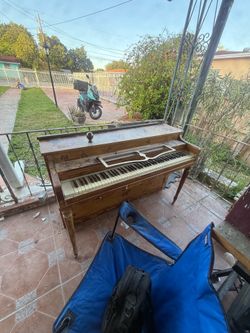 Antique Piano