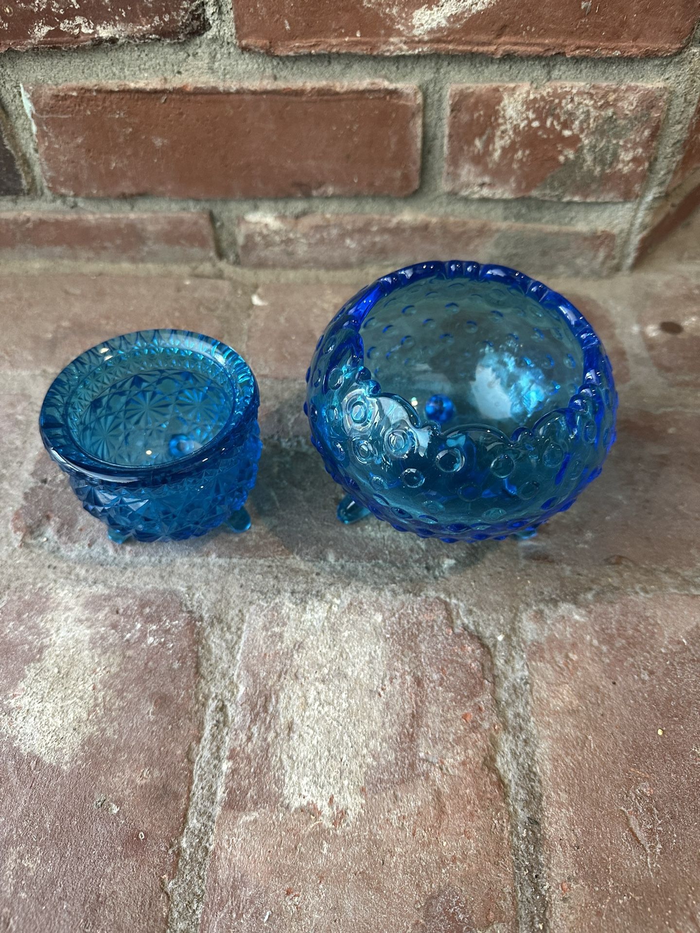 Vintage Blue Depression Carnival Style Glass 3 Footed Bowl Trinket Dish