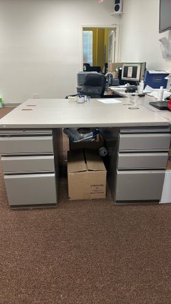 Office table