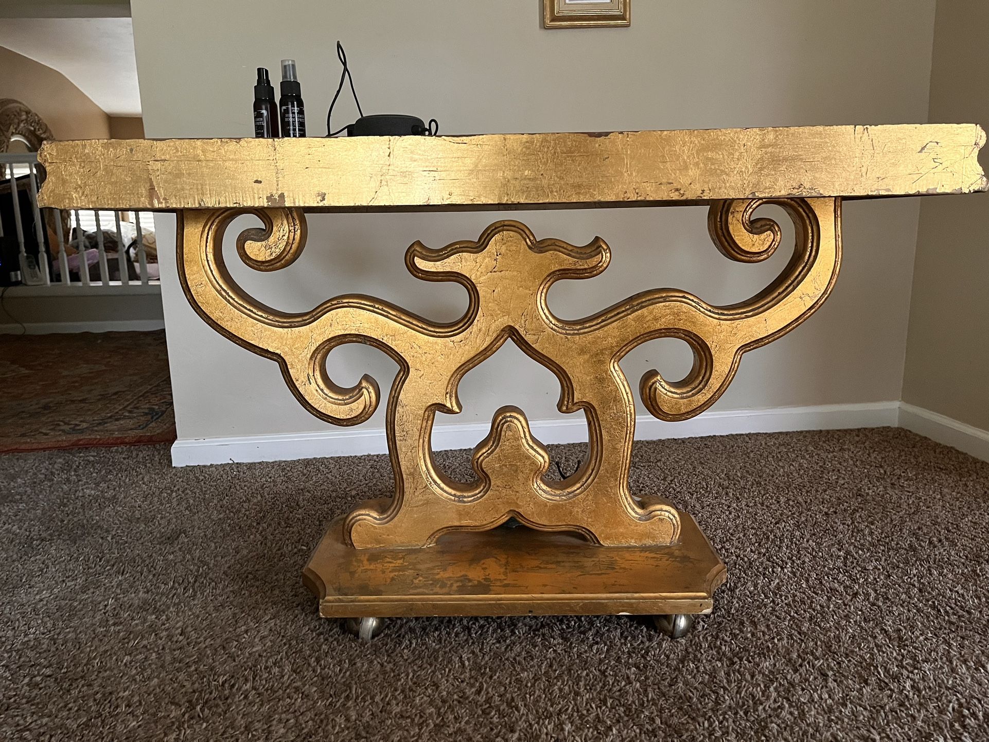 Consol table