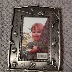 -NEW- Burnes Of Boston Metal Picture Frame