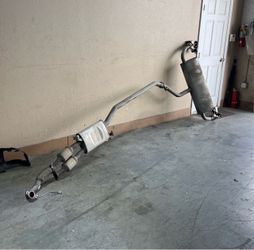 17-22 Cadillac Xt5 Exhaust Tubo De Escape Part Parts 2017 2018 2019 2020 2021 2022