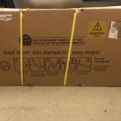 Total Gym FIT Signature Series With Attachments & 8 DVD’s