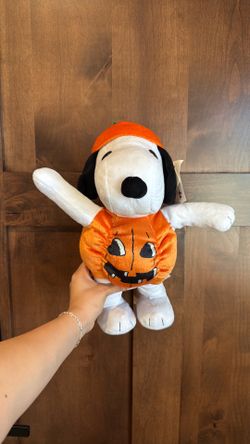 Brand new singing moving snoopy